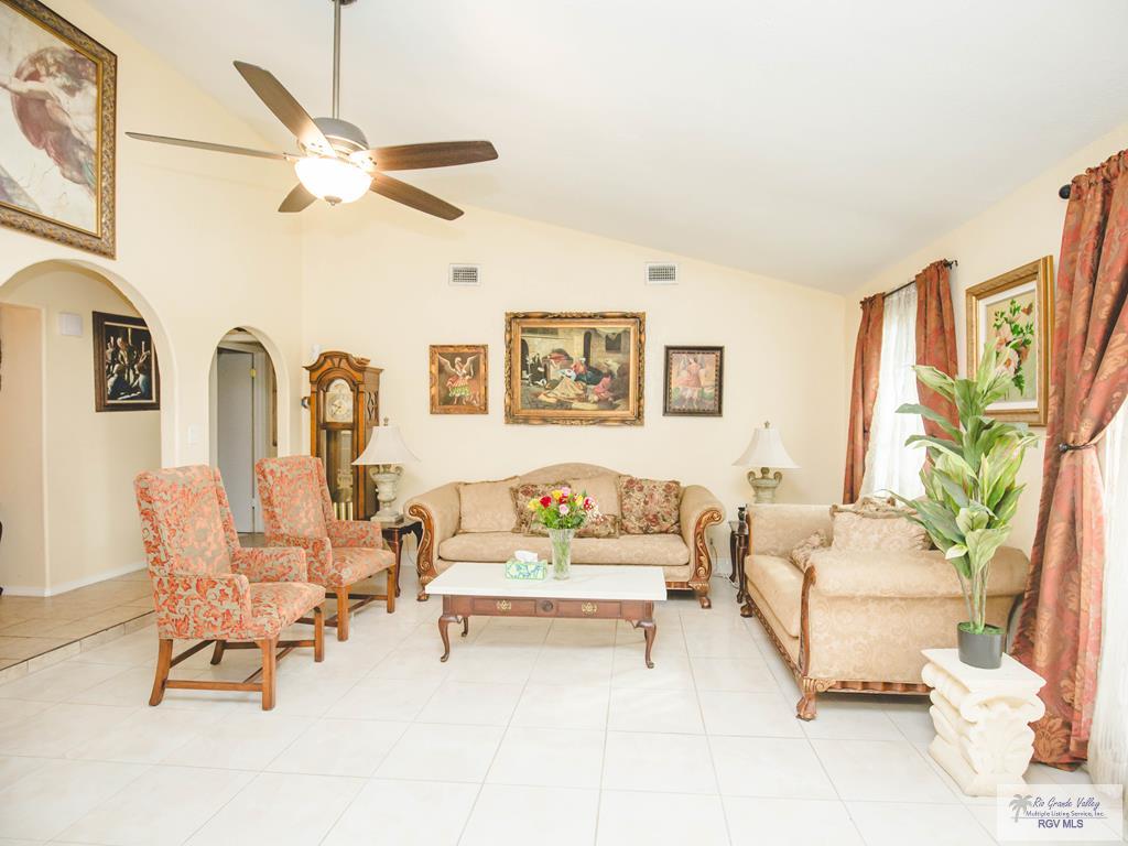 3104 Buckingham Ct, BROWNSVILLE, Texas image 43