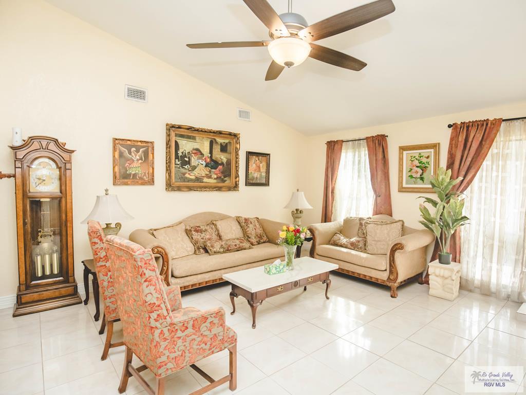3104 Buckingham Ct, BROWNSVILLE, Texas image 36