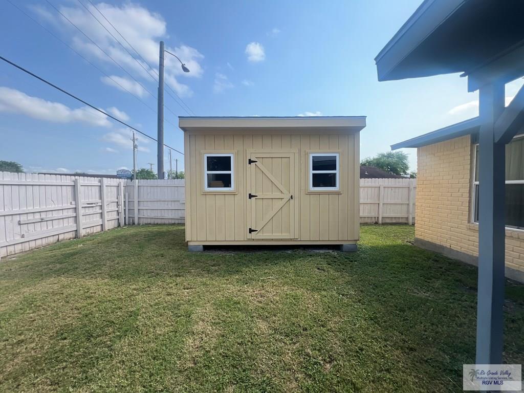 3104 Buckingham Ct, BROWNSVILLE, Texas image 13