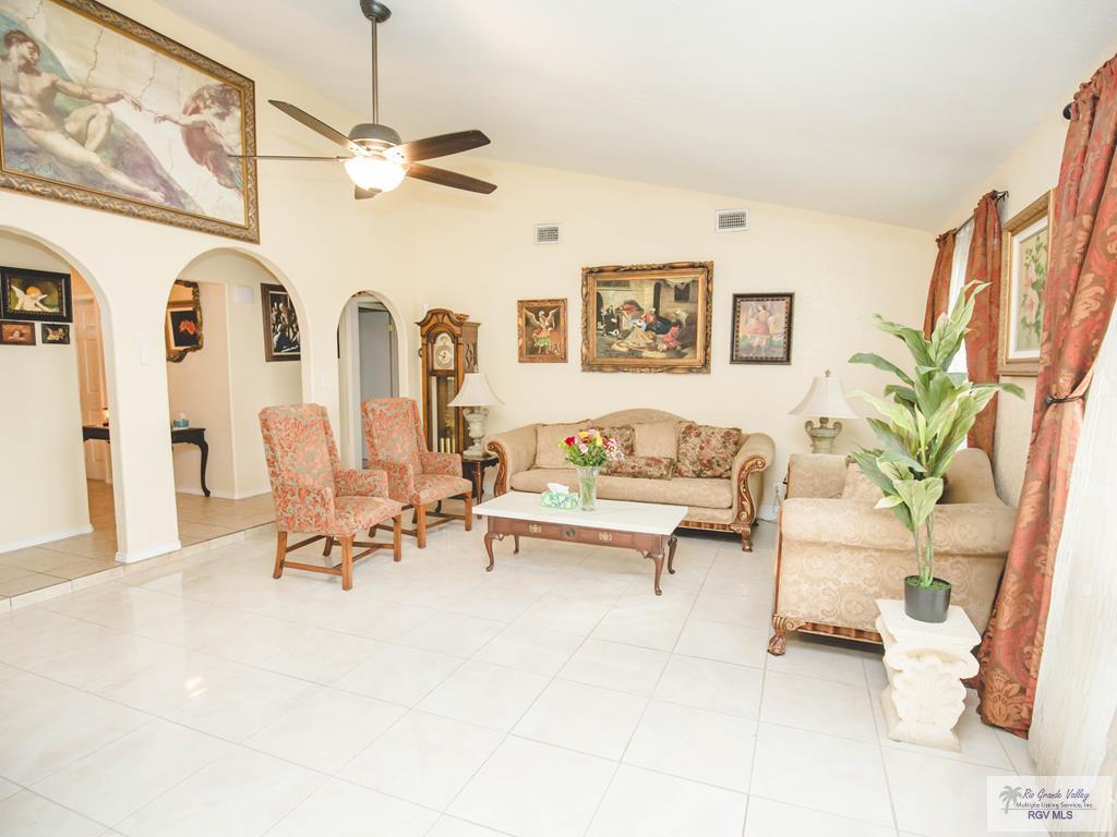 3104 Buckingham Ct, BROWNSVILLE, Texas image 34