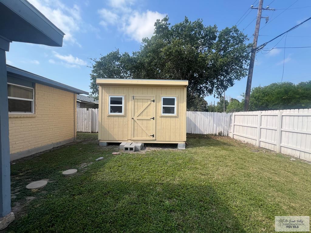 3104 Buckingham Ct, BROWNSVILLE, Texas image 11