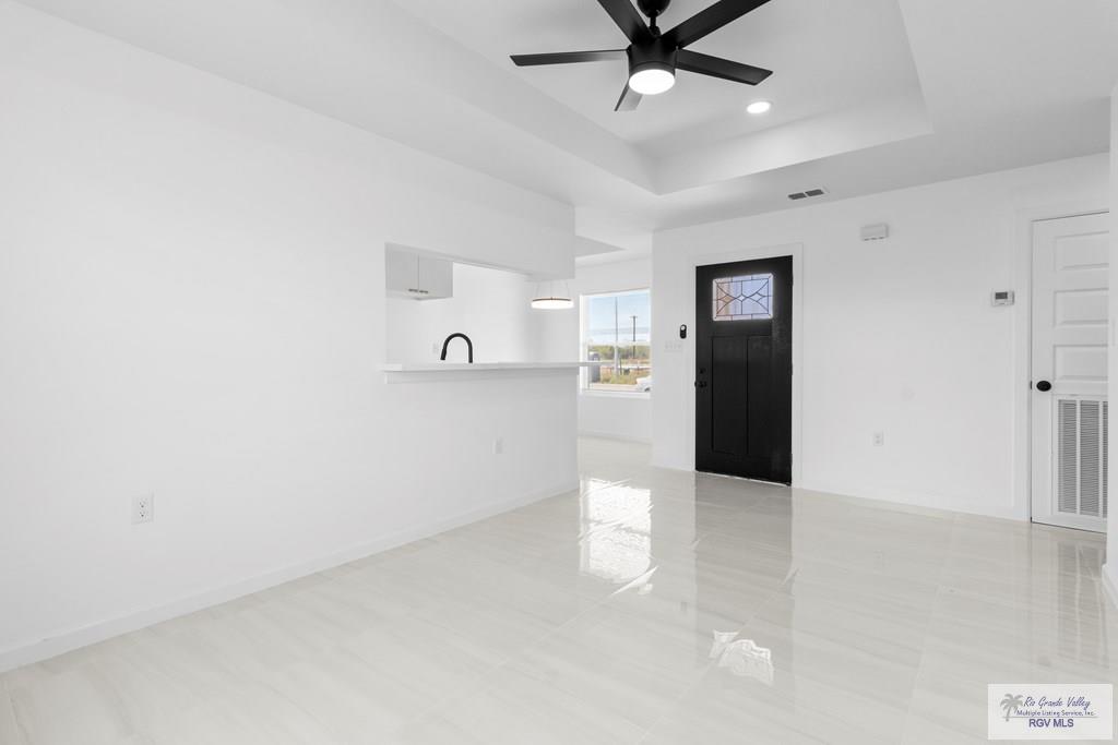 713 Thornton Ln, BROWNSVILLE, Texas image 2