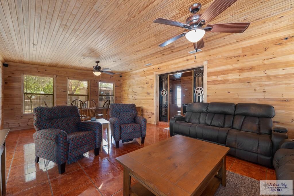 209 N Arroyo Blvd, RIO HONDO, Texas image 5
