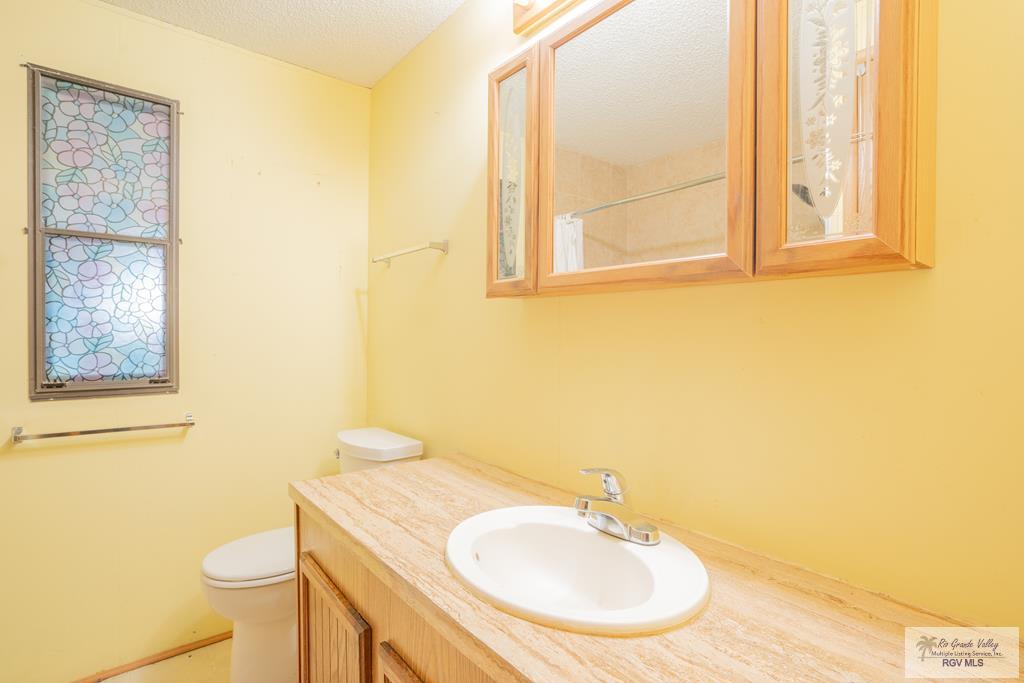 1516 Bamboo Cir, HARLINGEN, Texas image 32