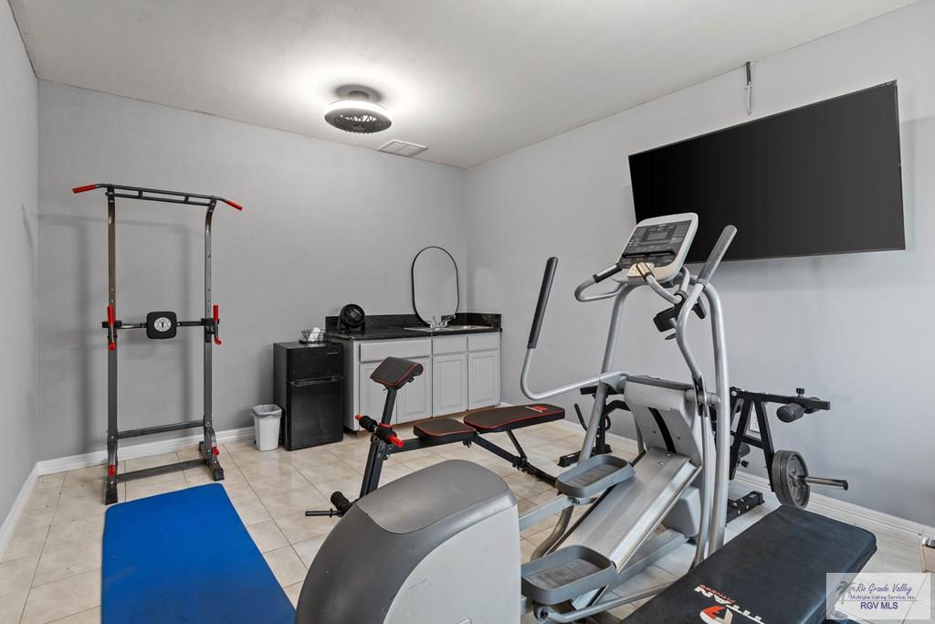 915 E San Marcelo Blvd, BROWNSVILLE, Texas image 29