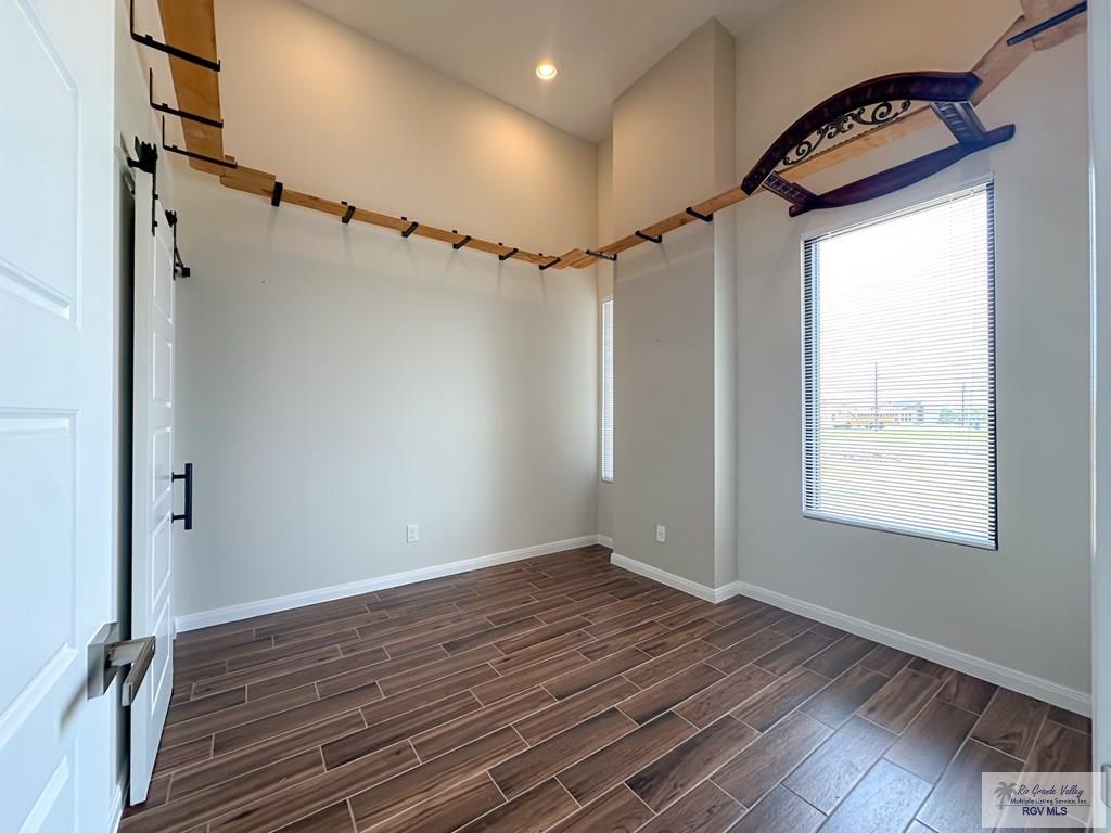 33276 Balandre St, LOS FRESNOS, Texas image 8