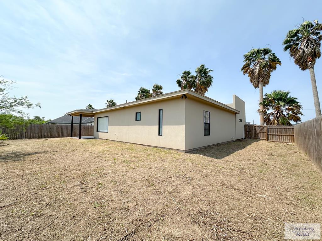 33276 Balandre St, LOS FRESNOS, Texas image 19