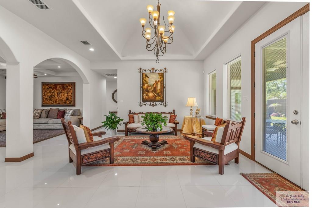 1500 Barcelona Blvd, MISSION, Texas image 8