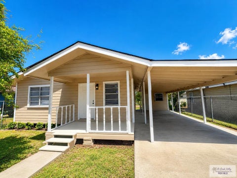 Homes For Sale - 1909 Rosedal Dr<br/> Cameron County, BROWNSVILLE, TX 78521