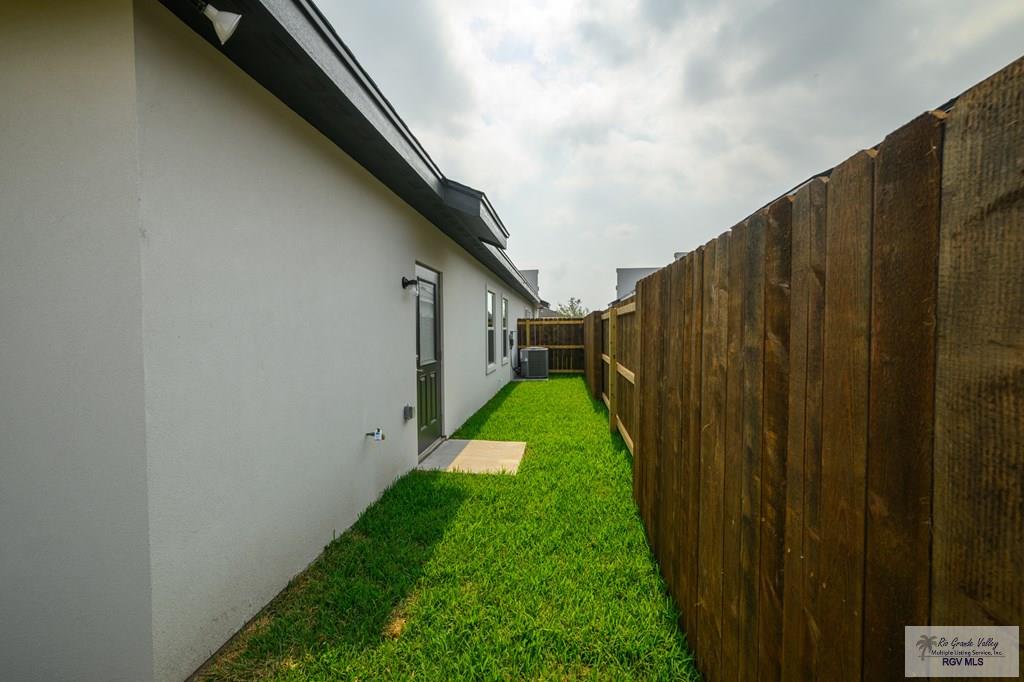 613 Cove Ln #UNIT 2, WESLACO, Texas image 23