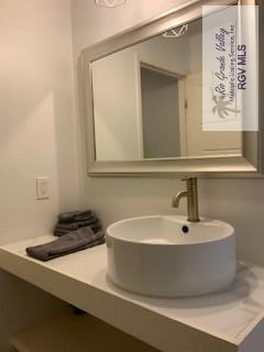 708 NW Deleon St, RANCHO VIEJO, Texas image 10