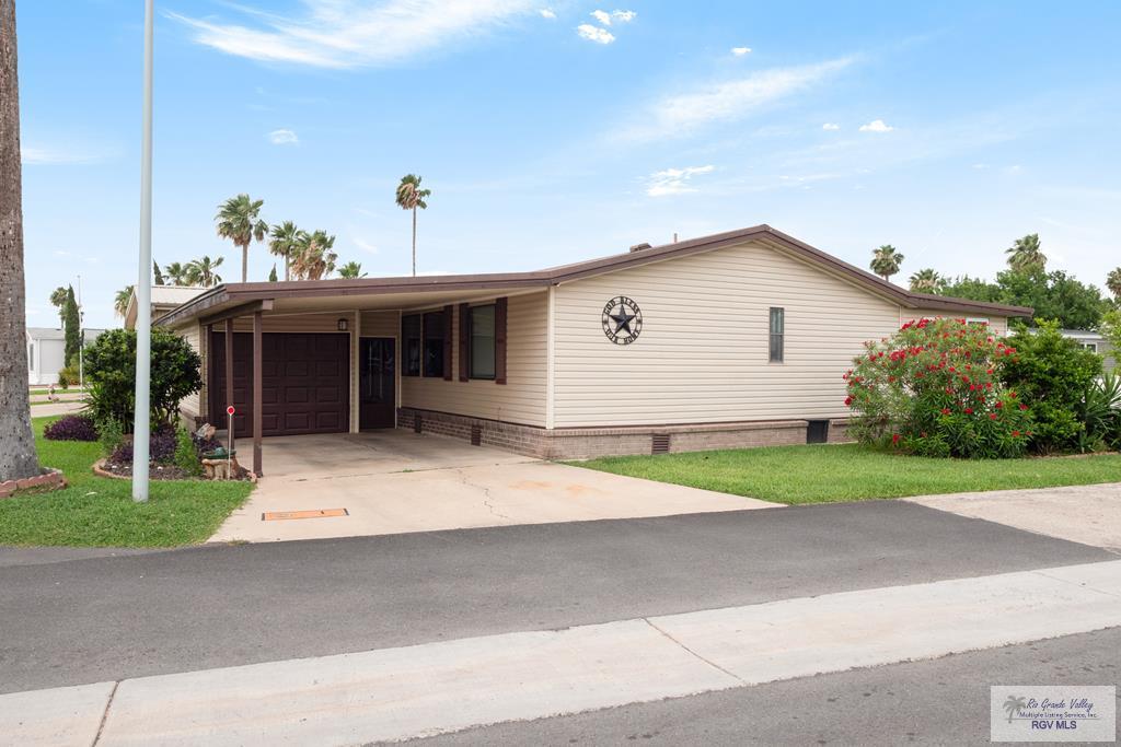 1 Bermuda Ln, BROWNSVILLE, Texas image 1