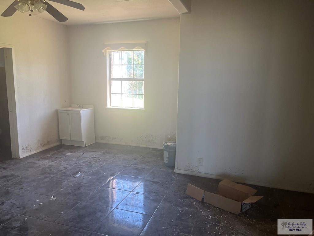 18723 N Parker Rd, SANTA ROSA, Texas image 13