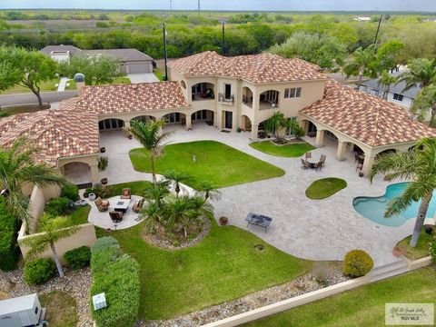 Homes For Sale - 996 Villa Dr<br/> RANCHO VIEJO, TX 78575