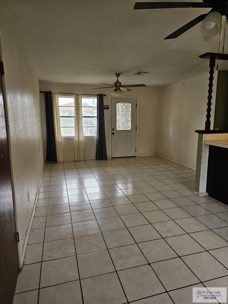 824 San Jose Ln, BROWNSVILLE, Texas image 7
