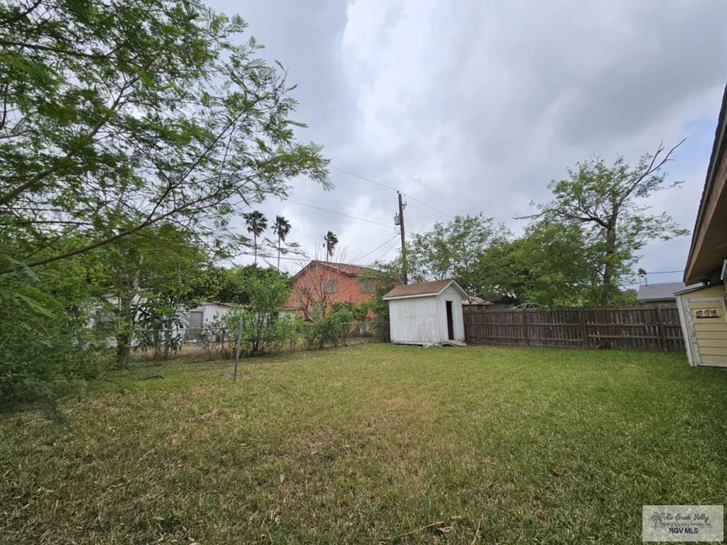 824 San Jose Ln, BROWNSVILLE, Texas image 3