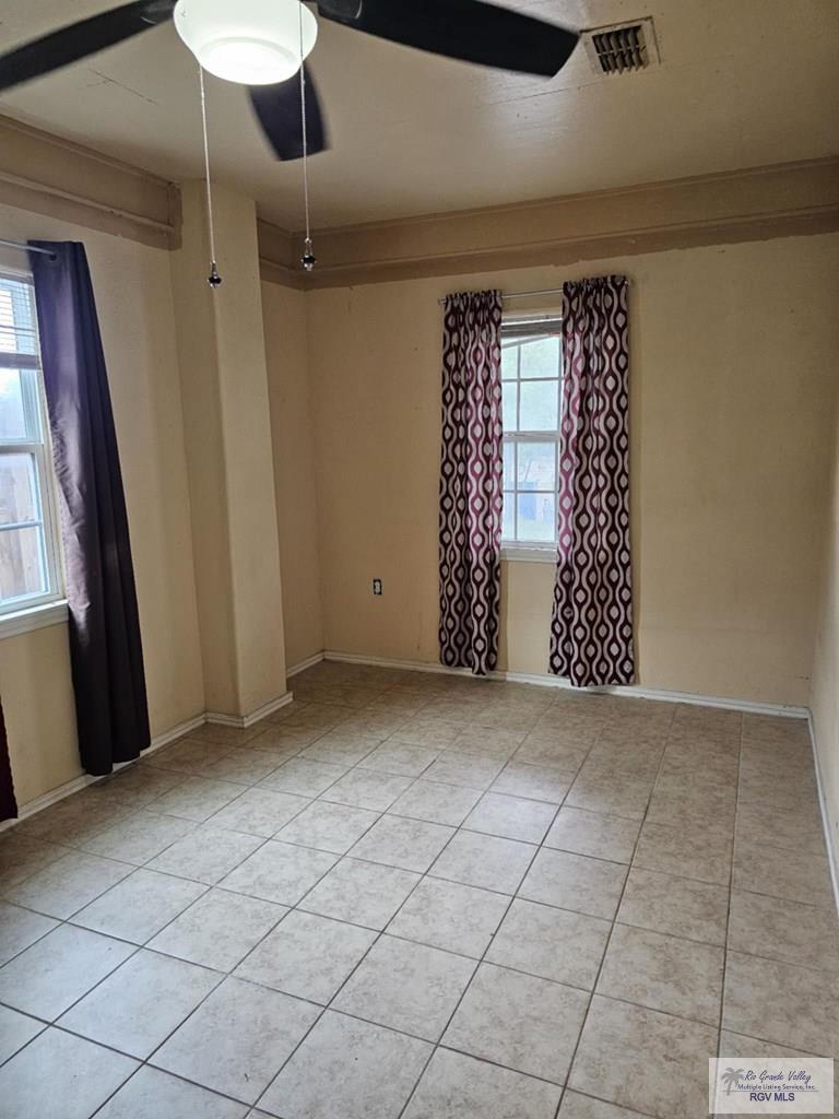 824 San Jose Ln, BROWNSVILLE, Texas image 8