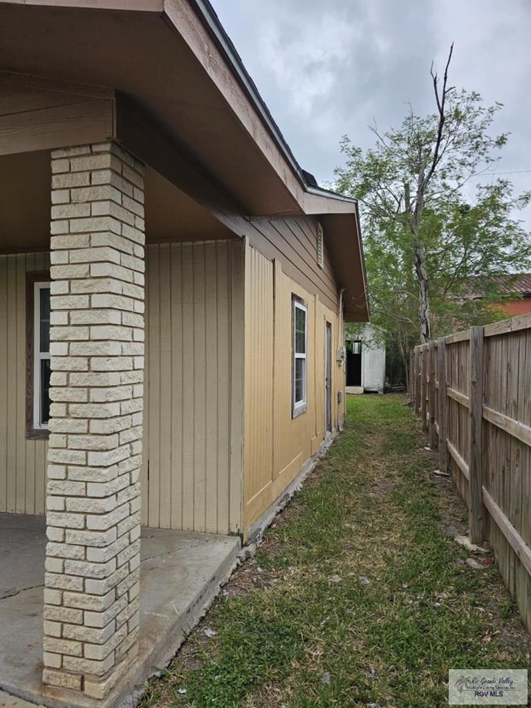 824 San Jose Ln, BROWNSVILLE, Texas image 4
