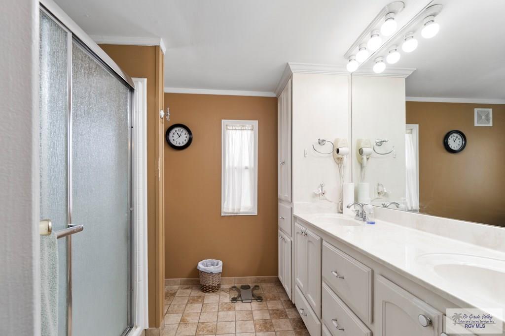 413 Cooper Ln #24,25,26, LA FERIA, Texas image 12