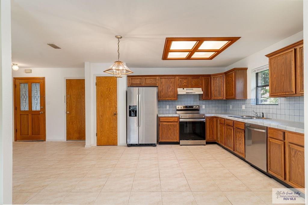 2406 Stone Pine Ct, HARLINGEN, Texas image 4