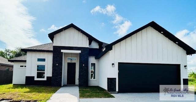 521 Valley Oak Cir, LOS FRESNOS, Texas image 1