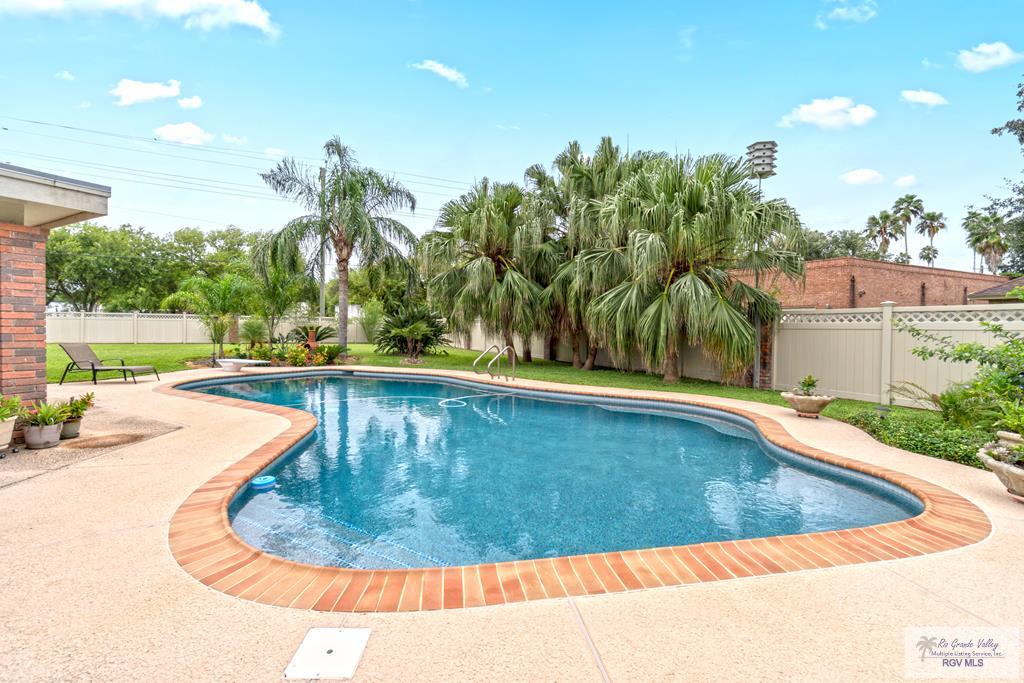 24382 Preston Trail, HARLINGEN, Texas image 4