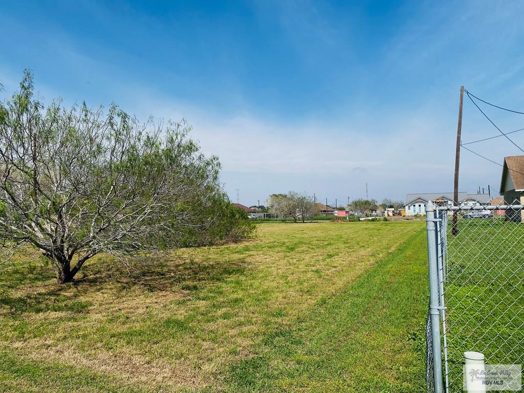 33053 Blue Jay Cir, LOS FRESNOS, Texas image 4