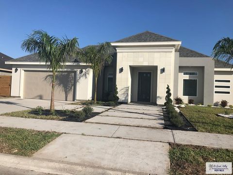 Homes For Sale - 3941 Galicia Ct #16<br/> BROWNSVILLE, TX 78520