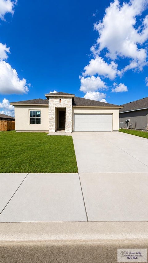Homes For Sale - 1917 Dean Dr<br/> HARLINGEN, TX 78552