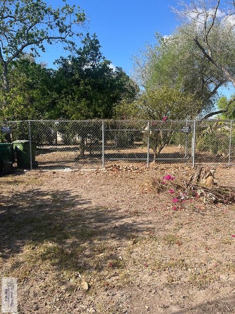 Vacant Land For Sale - -- Calle Reyna<br/> Cameron County, BROWNSVILLE, TX 78520