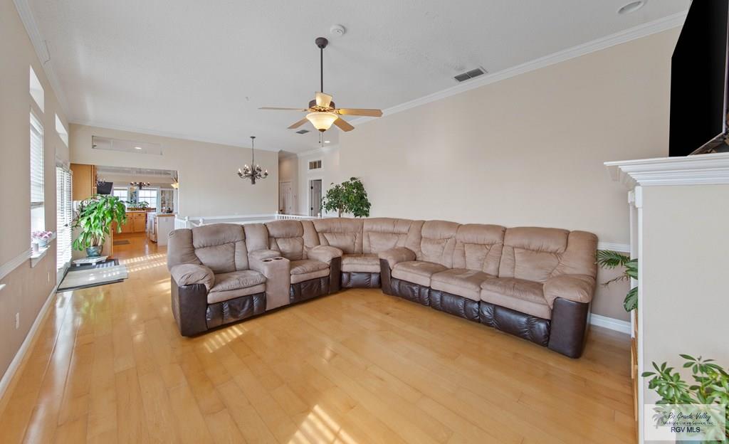 109 W Morningside Dr, SOUTH PADRE ISLAND, Texas image 11