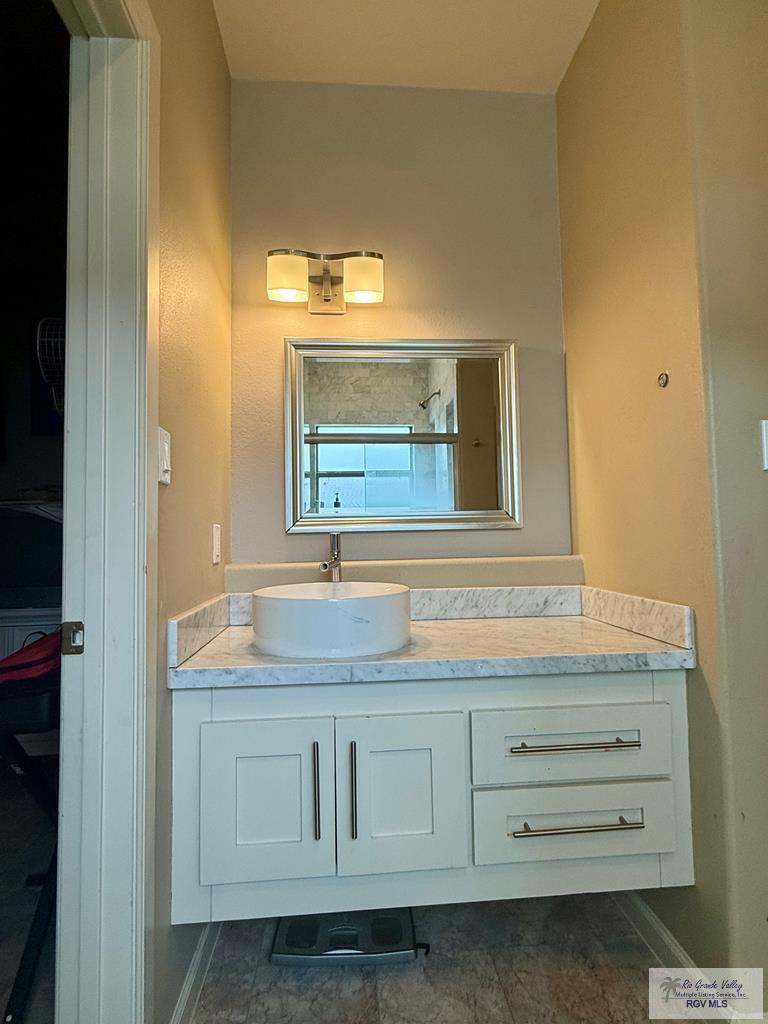 6200 Rio Sena St, BROWNSVILLE, Texas image 9