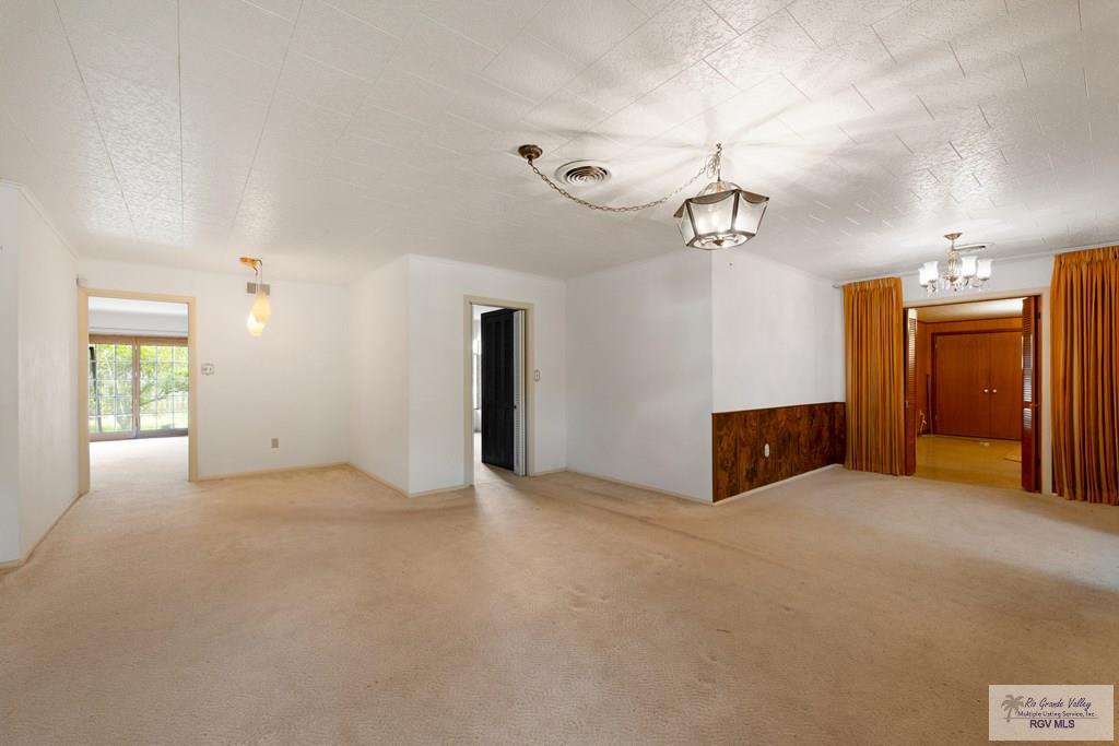 795 W White Ave, RAYMONDVILLE, Texas image 3