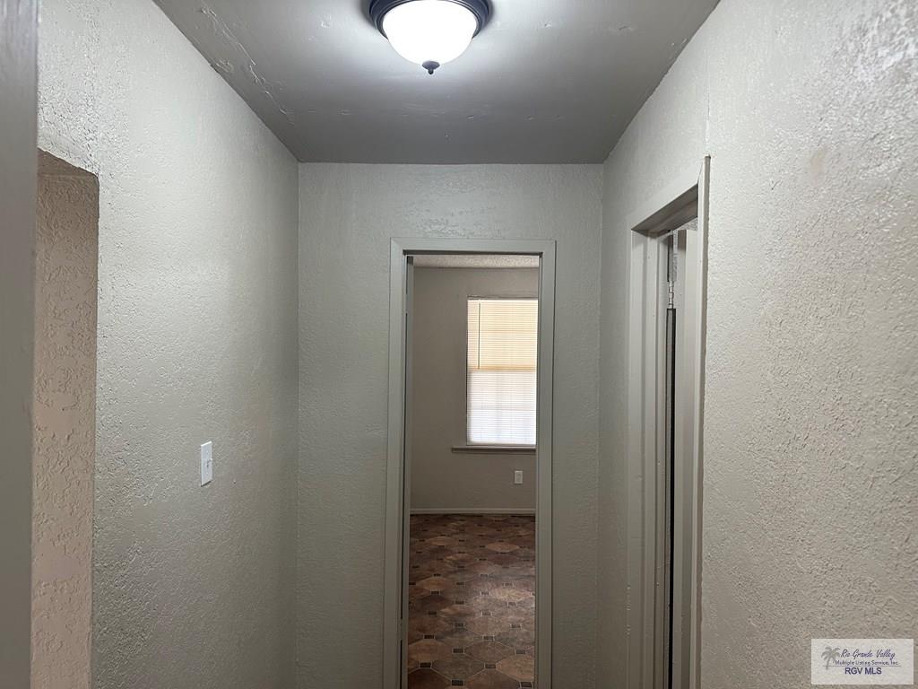 833 Katy Ln, BROWNSVILLE, Texas image 10