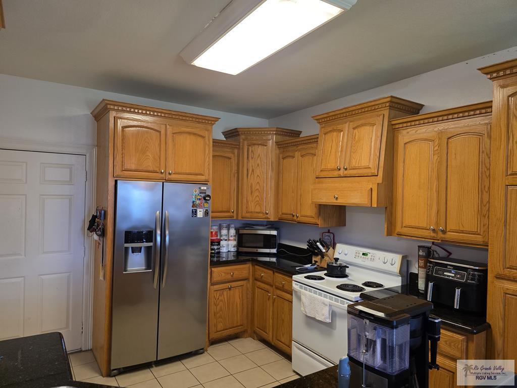 7301 Alabama Pine St, BROWNSVILLE, Texas image 4
