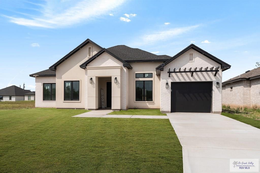 32789 Nayeli St, LOS FRESNOS, Texas image 1