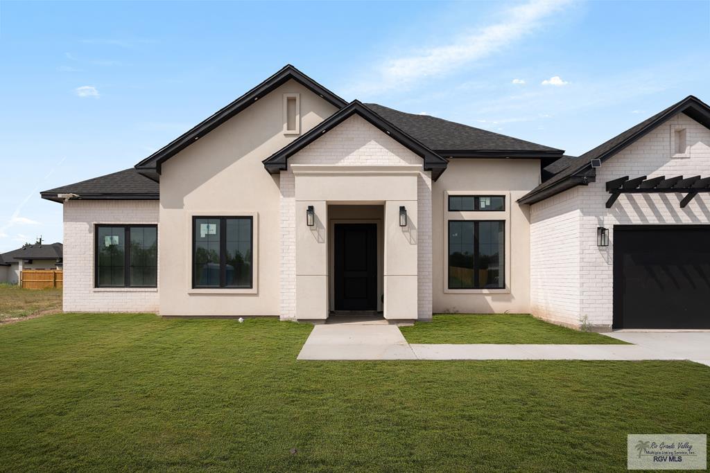 32789 Nayeli St, LOS FRESNOS, Texas image 2