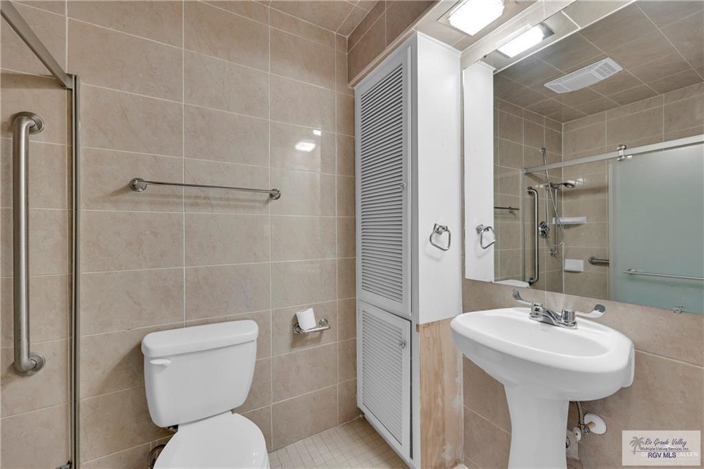 5618 Jack Nicklaus Dr, HARLINGEN, Texas image 4