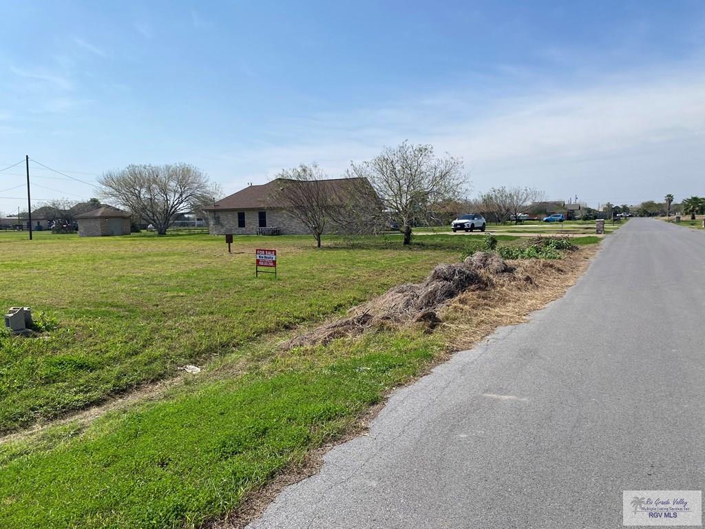 33033 Blue Jay Cir, LOS FRESNOS, Texas image 2