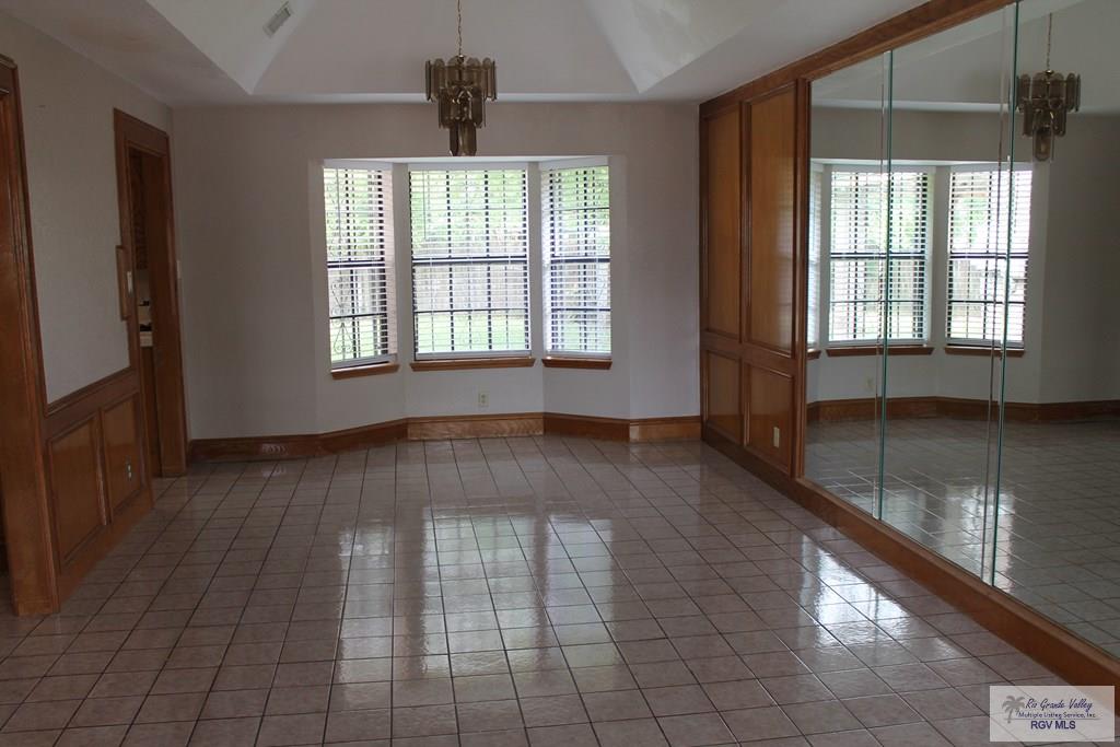 2359 San Lorenzo St, BROWNSVILLE, Texas image 4