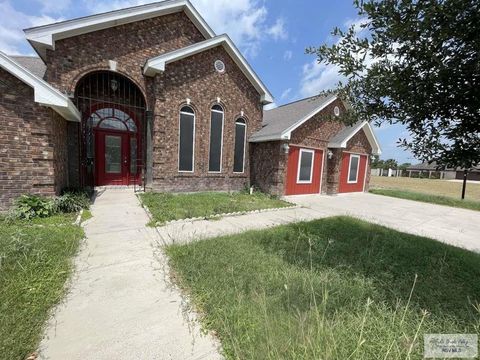 Homes For Sale - 105 Thornwood Dr<br/> Starr County, RIO GRANDE CITY, TX 78582