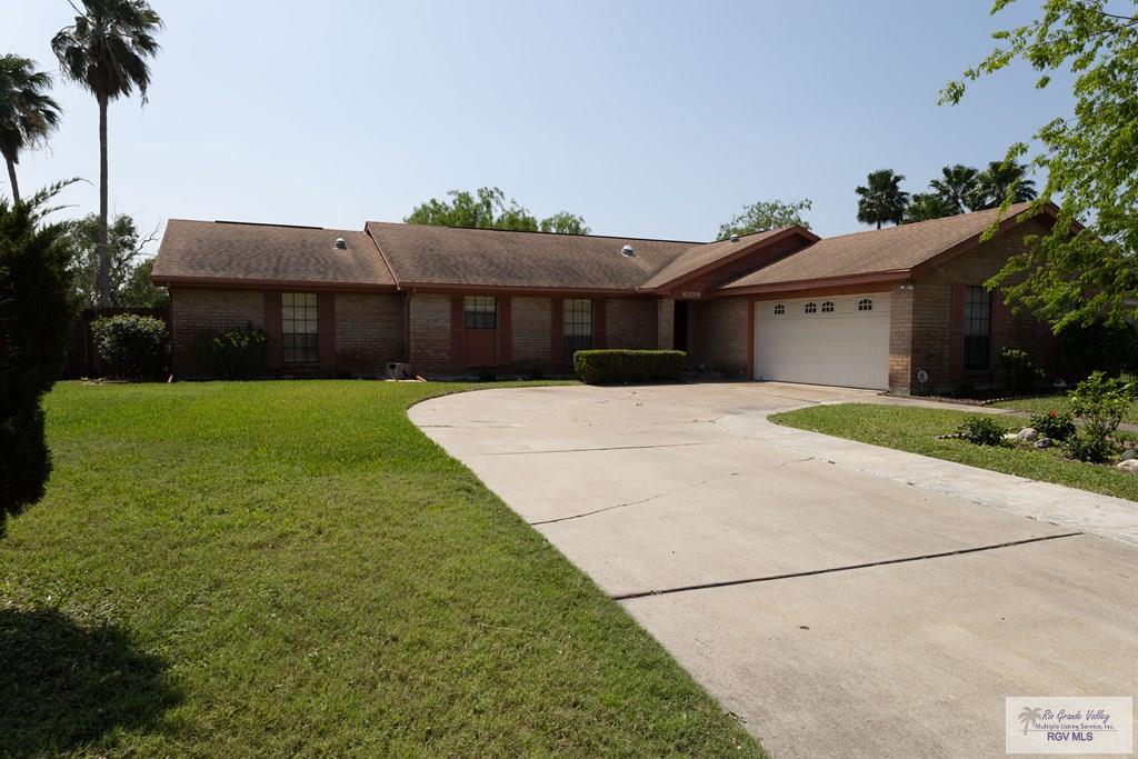 4565 Lakeway Dr, BROWNSVILLE, Texas image 2