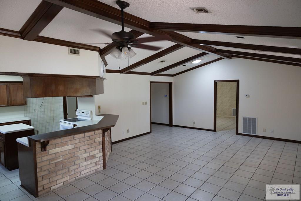 4565 Lakeway Dr, BROWNSVILLE, Texas image 19