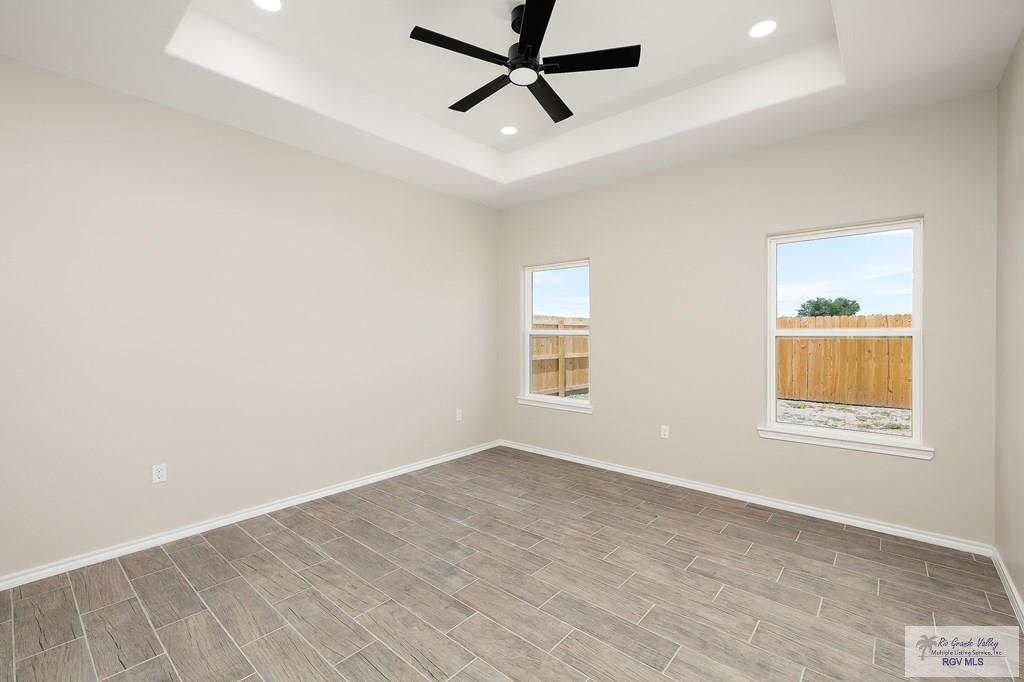 308 N Leon Ave, ELSA, Texas image 6