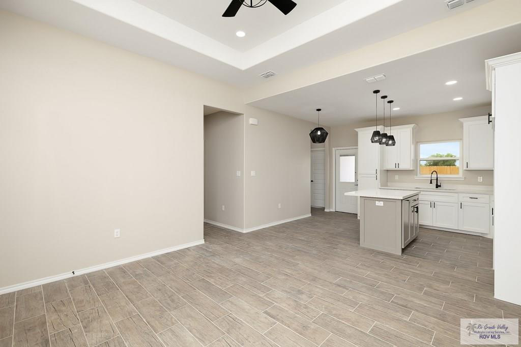 308 N Leon Ave, ELSA, Texas image 3