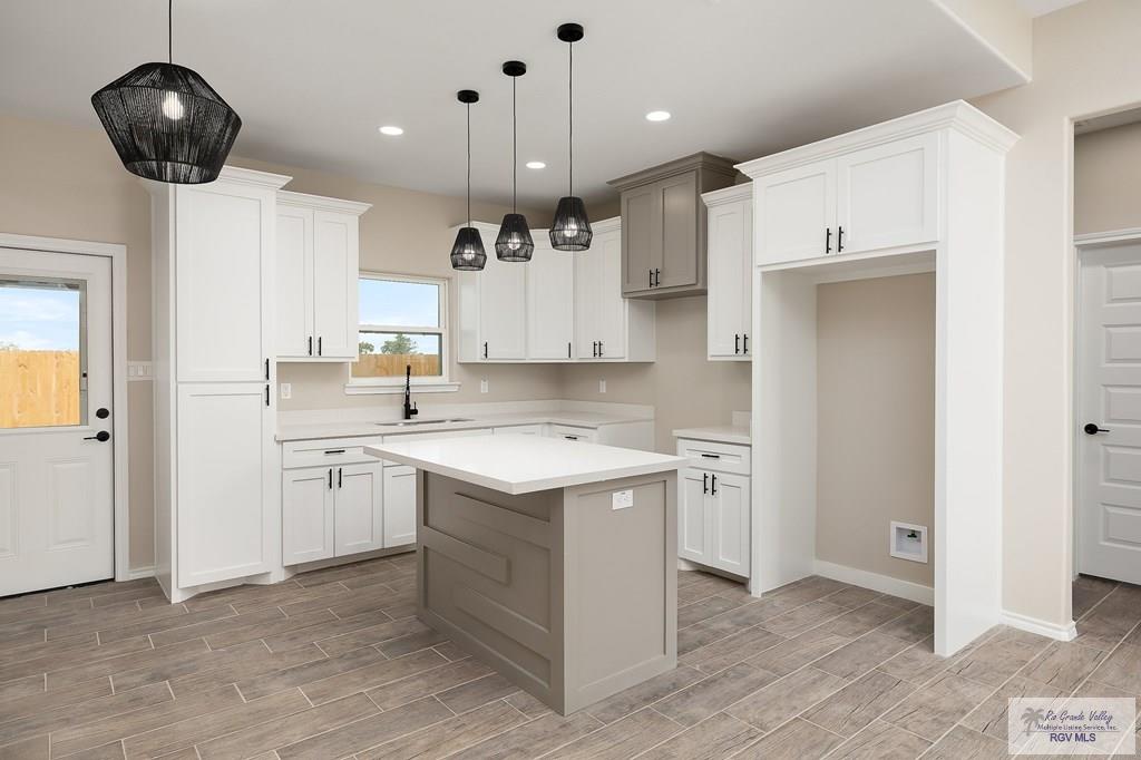 308 N Leon Ave, ELSA, Texas image 4