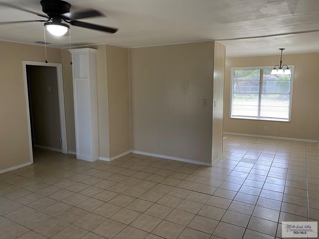 758 E Hidalgo Ave, RAYMONDVILLE, Texas image 12