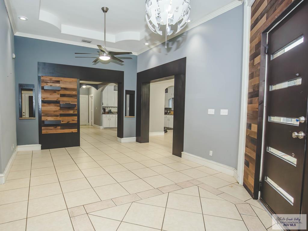 1708 Deep Spring St, BROWNSVILLE, Texas image 6