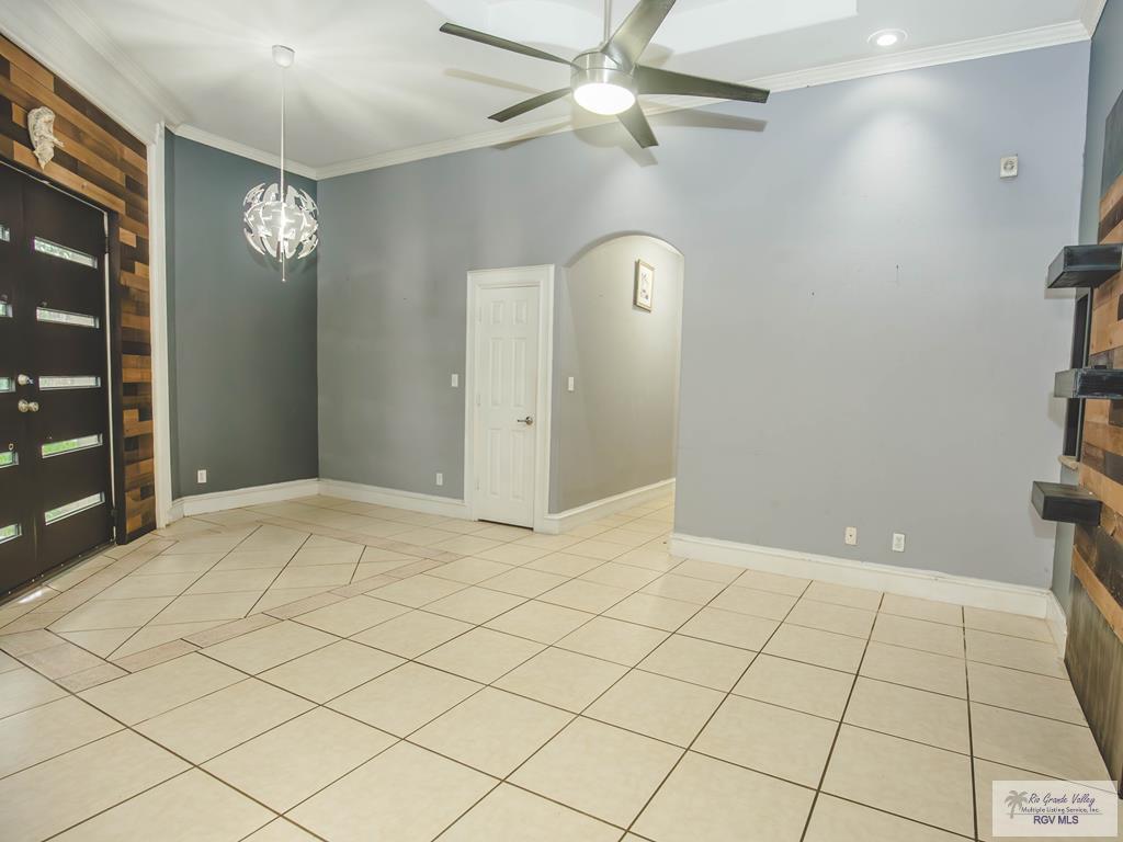 1708 Deep Spring St, BROWNSVILLE, Texas image 7