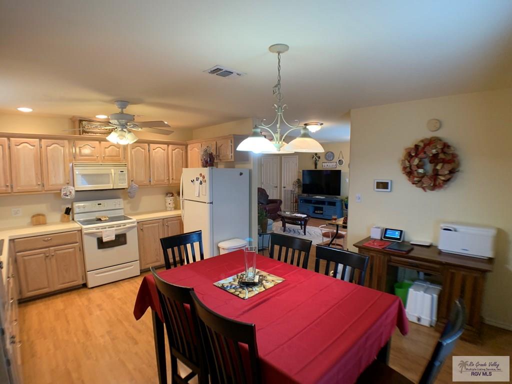 14022 Whitewing Lane, LYFORD, Texas image 6